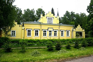 Музей-усадьба Николая Рериха в Изваре